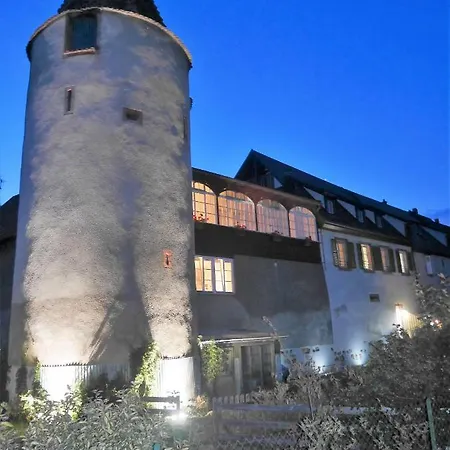 Les De La Tour, 